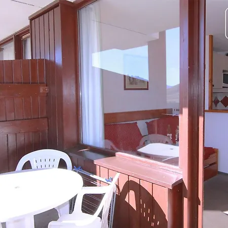 Cosy 4 Pers Avec Balcon Sud/est, A 100m Des Pistes Et Commerces - - Fr-1-405-84 Apartment *
